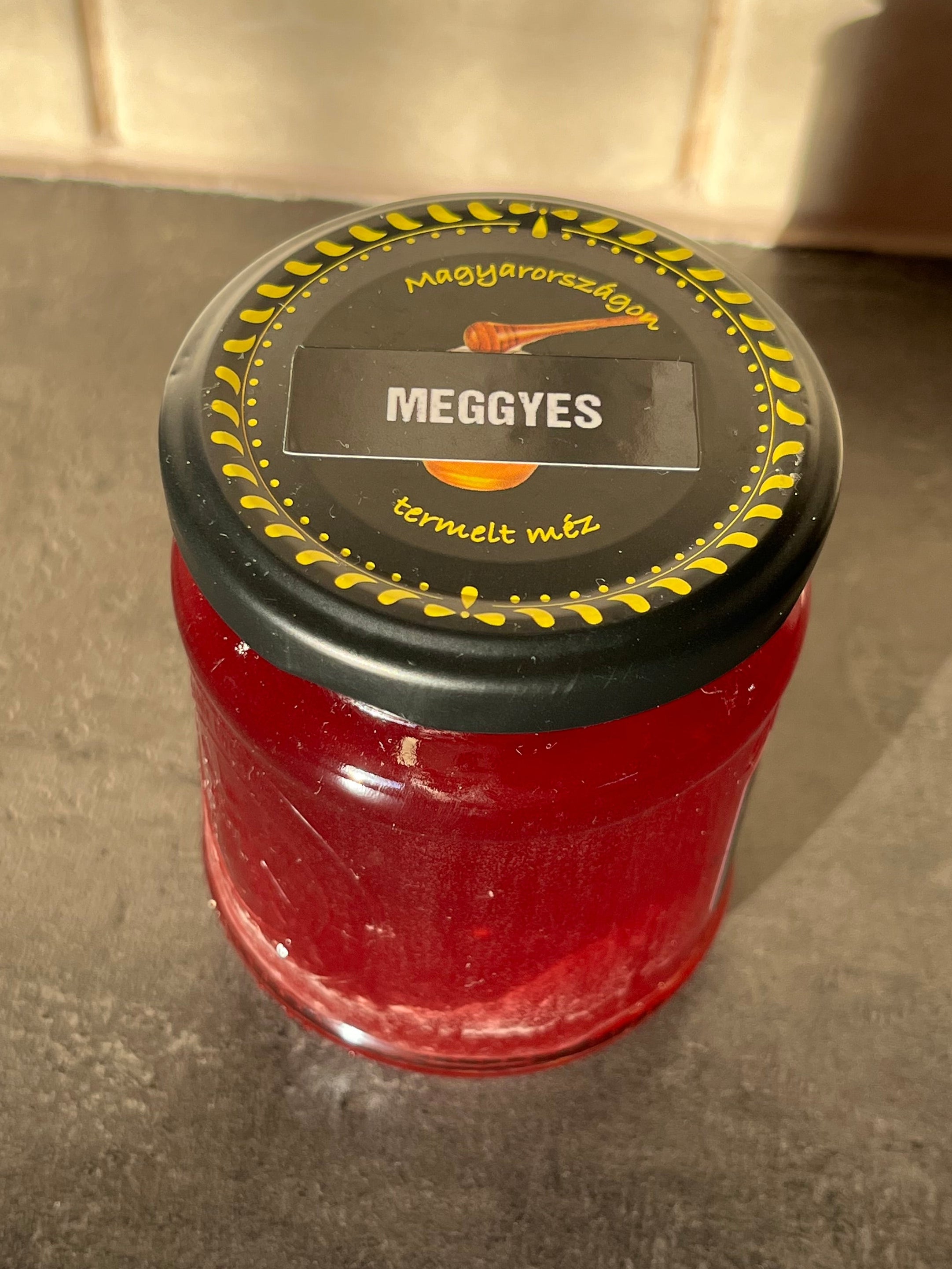Meggyes akácméz