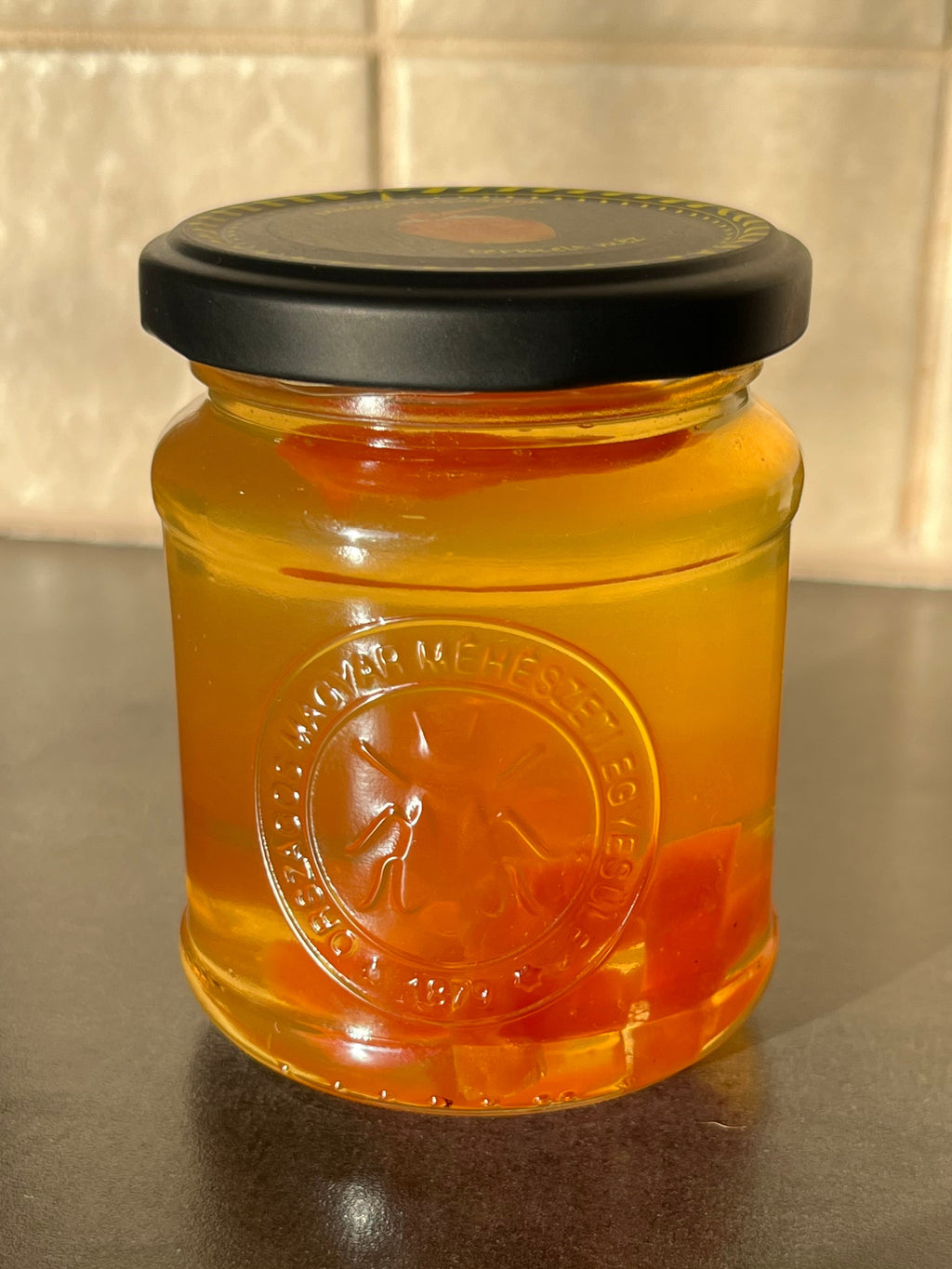 Sárgabarackos akácméz