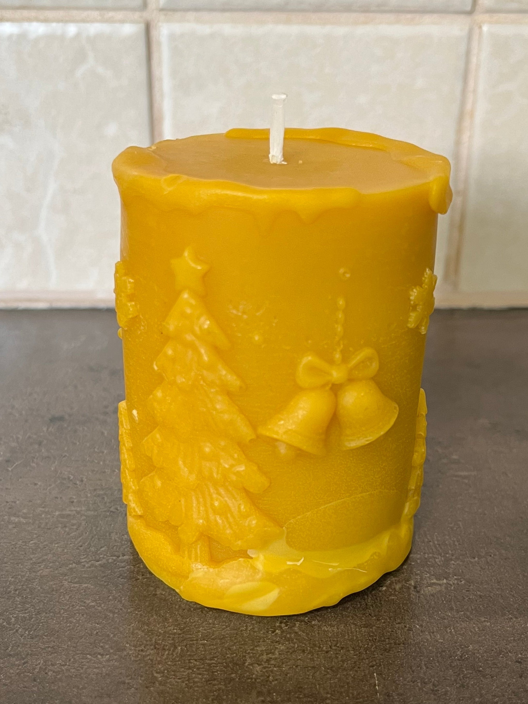 Viaszgyertya - Karácsonyi mintával