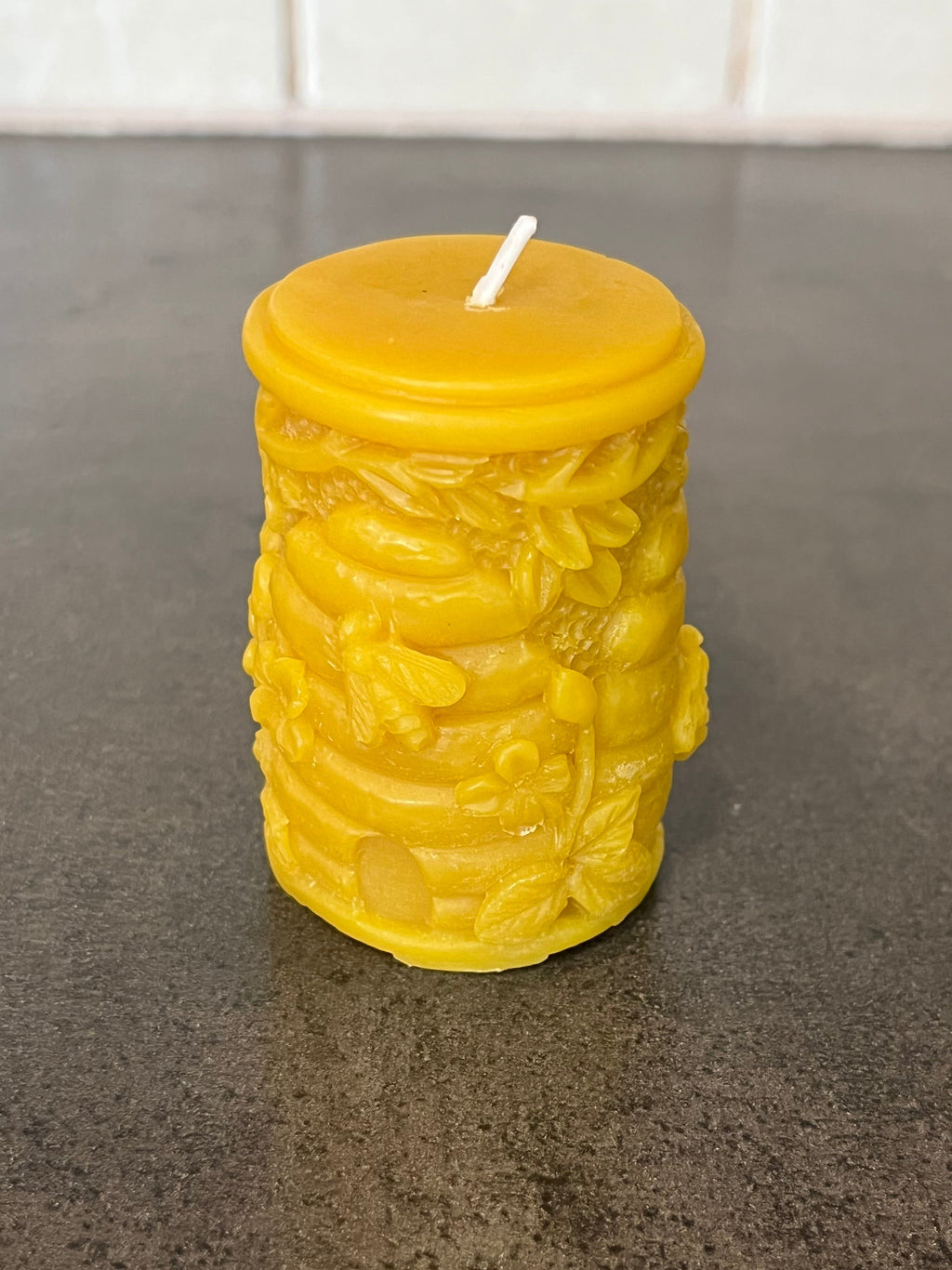 Viaszgyertya - Méhkas mintával