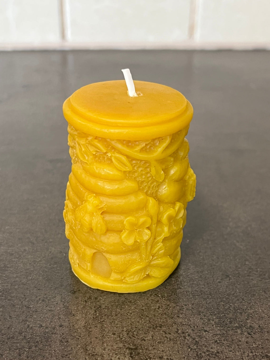 Viaszgyertya - Méhkas mintával