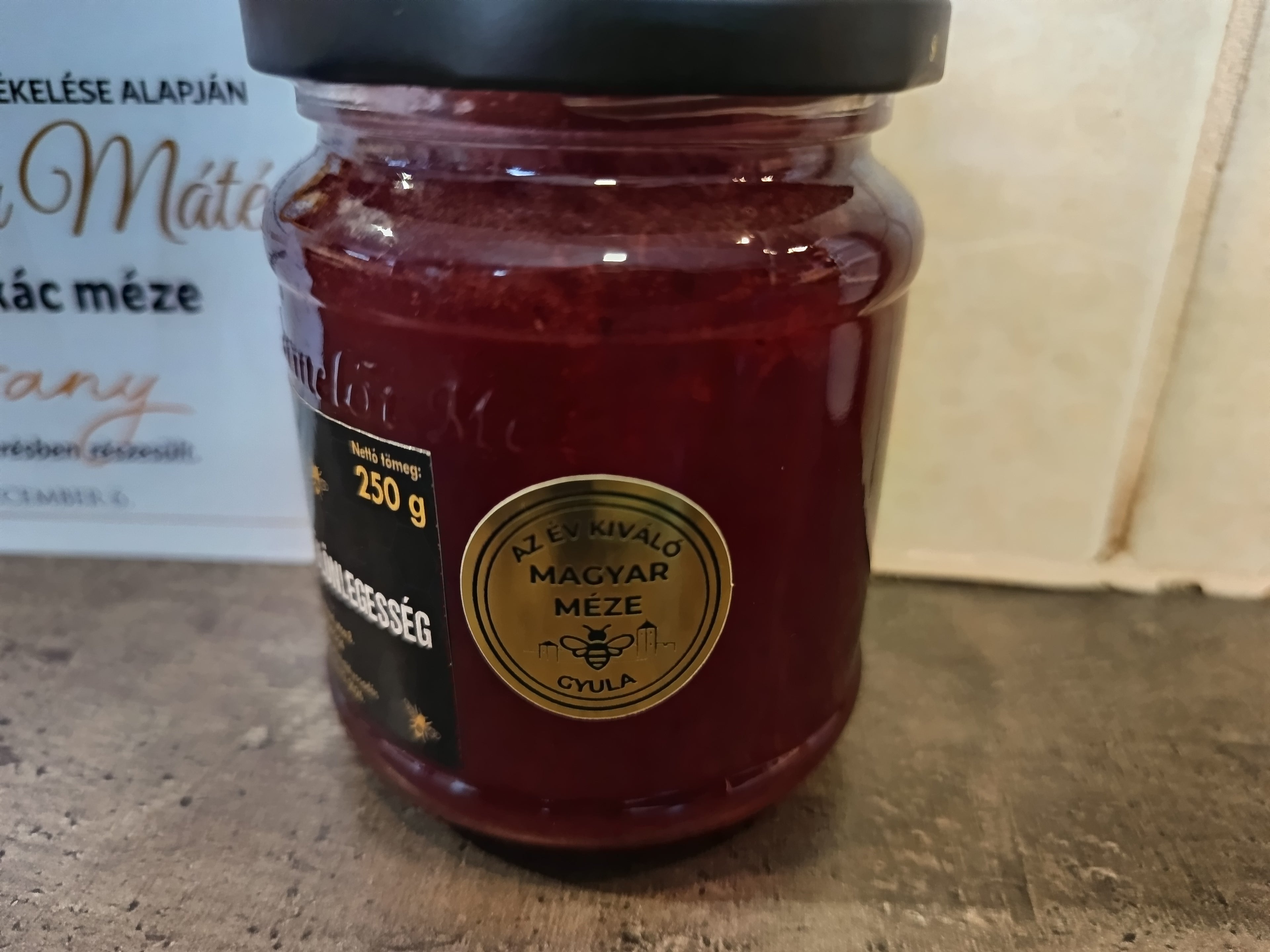 Meggyes akácméz